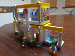 Lego #40574, Creator Lego Brand Store, Like New...Just Reduced