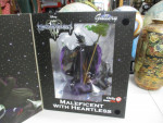 New Game Stop Maleficent With Heartless Figure Sculpture Disney Boxed