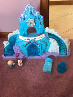 Disney Princess Elsa Frozen Castle, Olaf
