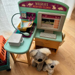 American Girl Doll - Kira’s WildLife Exam Table