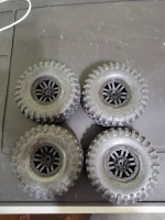 Trx4 traxxas wheels and tures
