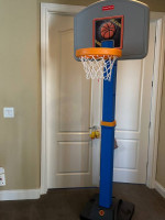 Fisher Price kids adjustable basketball hoop