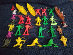 Vintage 134 Plastic Zoo, Farm, Fences, TimMee Cowboys, Soldiers & more