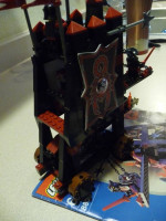 -**Lego 8800 Vladek's Siege Engine**Legos