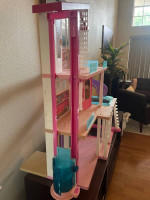 Barbie Dreamhouse