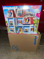 NEW IN SHIPPER BOX Playmobil Large Dollhouse 70205 New In Factory Sealed Box  Pu