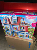 NEW IN SHIPPER BOX Playmobil Large Dollhouse 70205 New In Factory Sealed Box  Pu