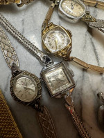 Vintage Women's Wrist Watches Jewelry Lot
