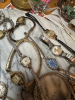 Vintage Women's Wrist Watches Jewelry Lot