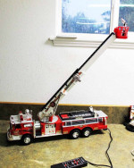 New Bright Fire Truck Rescue Ladder Boom Metro NO.55 Wired Remote 1988
