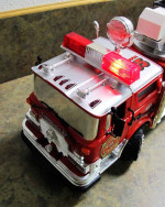 New Bright Fire Truck Rescue Ladder Boom Metro NO.55 Wired Remote 1988