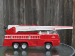 Vintage Tonka Fire Ladder Truck w Extension Ladder