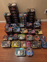 Lot of 100 Pokemon tins ( empty )