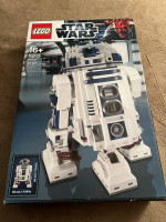 LEGO R2D2 - 10225 (Used)