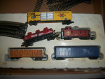 N SCALE MODEL TRAIN