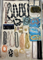 Costume Jewelry Mikimoto Monet Monies Banded Agate Stone