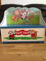 π SHIRT TALES Wood Toy Box & Bench