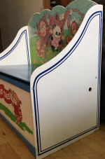 π SHIRT TALES Wood Toy Box & Bench
