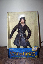 Lord of the Rings* poseable Aragorn
