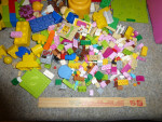 LEGO LEGOS / Assorted