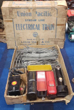 Antique Marx Union Pacific Stream Line Electrical Train Set