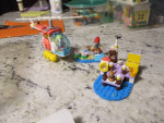 Lego Set 41692 Friends Vet Clinic Rescue Helicopter