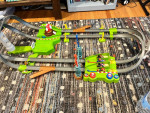 Hot Wheels Mario Kart Circuit Track Set with 1:64 Scale Die-Cast Kart Replica