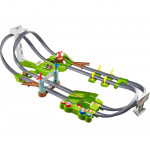 Hot Wheels Mario Kart Circuit Track Set with 1:64 Scale Die-Cast Kart Replica