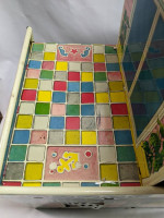 Vintage Metal Dollhouse with Superior Furniture