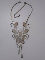 Vintage Gold-tone with Rhinestones Mesh Flower Necklace with earrings