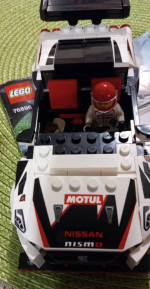 Lego Nissan car with driver kt