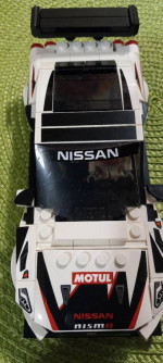 Lego Nissan car with driver kt