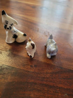 2 vintage cats and 1 dog