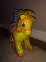 CRIB TOY - MUSICAL 'SMURF' TRAIN