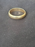 Vintage Simple 14K Yellow 5mm Gold Ring. Size 9.5