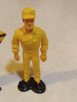 1983 Set of 2 Buddy L Construction Workers Flagger Figures