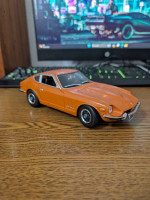 1971 Datsun 240z Orange 1/18 Scale Diecast Model Car by Maisto