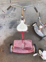 Radio Flyer, Classic Red Dual Deck Tricycle, 12" Front Wheel