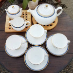 Wedgwood Fine China Tea Set for 4: Teapot Sugar Creamer Cups Saucers