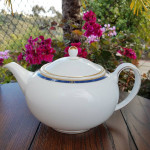 Wedgwood Fine China Tea Set for 4: Teapot Sugar Creamer Cups Saucers