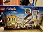 Lego Friends Downtown Flower and Design Stores