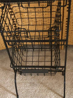 METAL STAND WITH 5 BASKETS