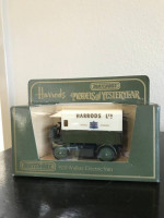 NEW Matchbox 1984 Harrods Models Yesteryear Die Cast Y29 Walker Van