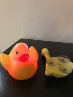 Floating, Quacking, Moving, Flashing Tub Duck & Duck Hook