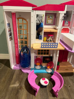 Hello Barbie Dream House