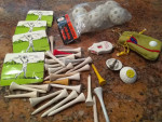 VINTAGE ⛳ GOLF ITEMS: Pinback "PUTTING PAL" *Vintage *White & Yellow