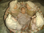 DOLLS 🤍 Vintage 'set of 5' porcelain Quintuplets