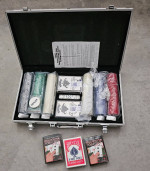 Cardinal 300 Pcs Poker Chip Set