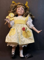 Ashton Drake Diana Effner Sunshine & Lollipops 14" Porcelain Doll