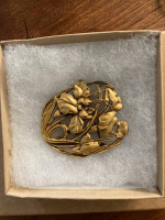 Vintage Flower Broach Pin - A